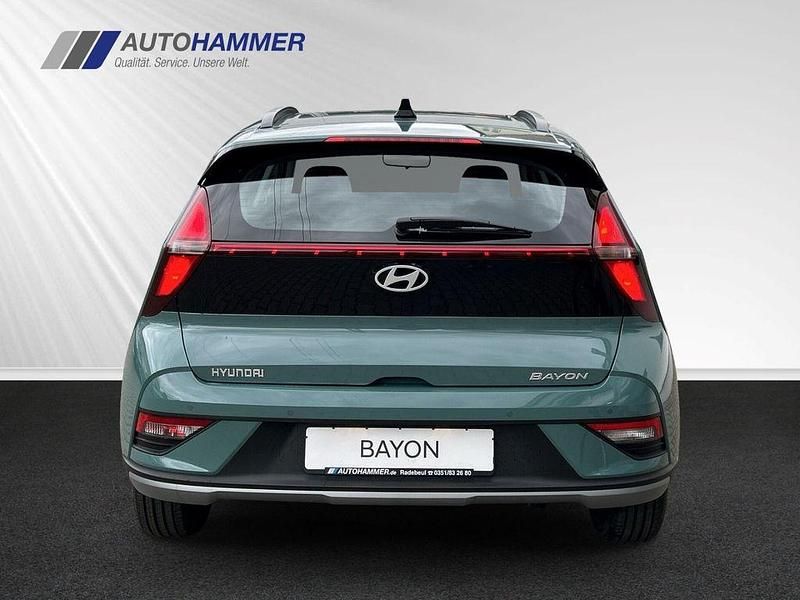 Neu Hyundai Bayon Select 101 PS (74 kW) 2026 Grün SUV