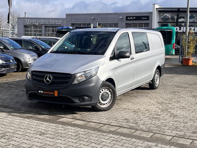 Silber Gebraucht 2015 Mercedes Vito Van / Kleinbus | 10.980 € (Superpreis) - Bild 1/4