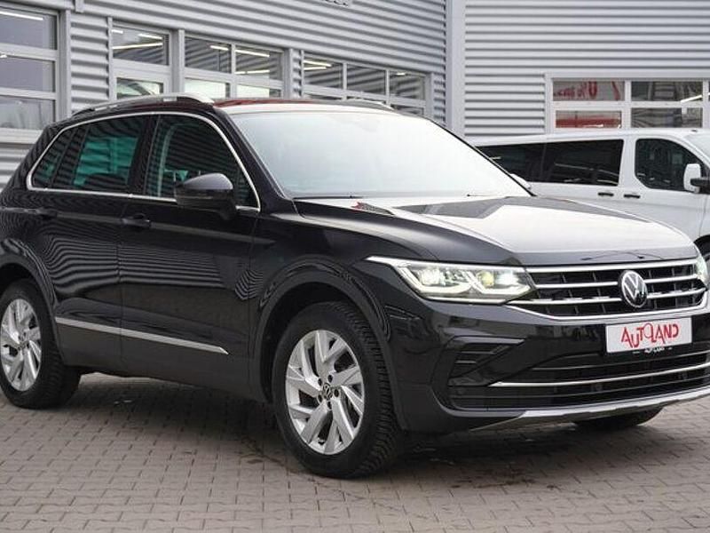 Gebraucht VW Tiguan Elegance 245 PS (180 kW) 2022 Schwarz SUV