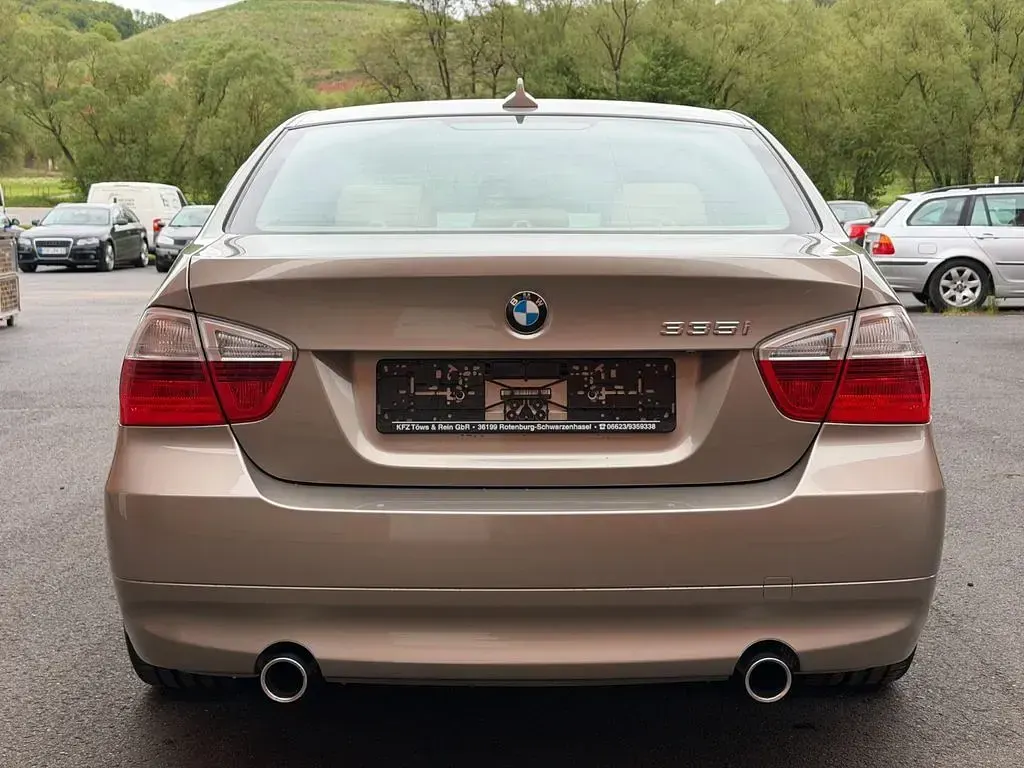 Gebraucht BMW 335 Performance 306 PS (225 kW) 2008 Gold Limousine