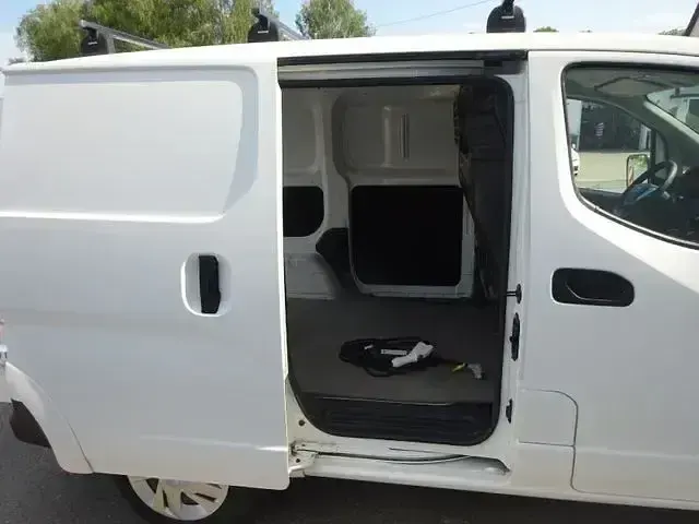 Gebraucht Nissan e-NV200 80 kW (109 PS) 2016 Weiss Van / Kleinbus