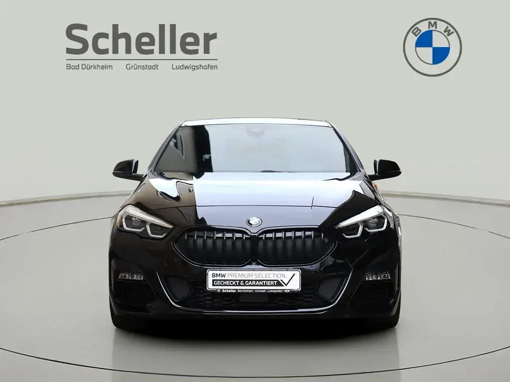 Gebraucht BMW 220 Gran Coupé M Sport 178 PS (130 kW) 2023 Schwarz Coupé