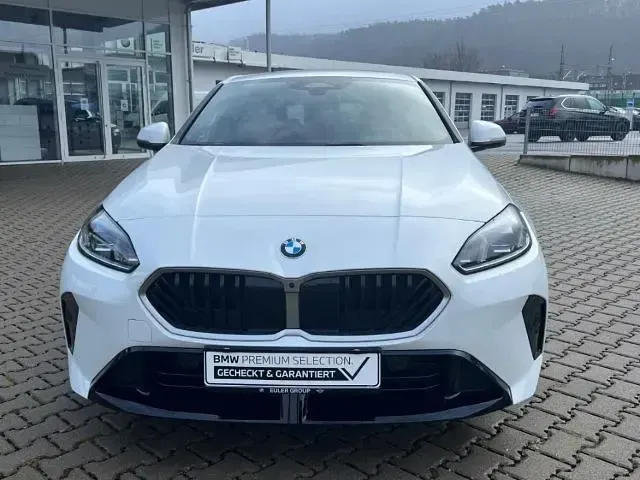Gebraucht BMW 120 M Sport 163 PS (119 kW) 2025 Weiss Kleinwagen