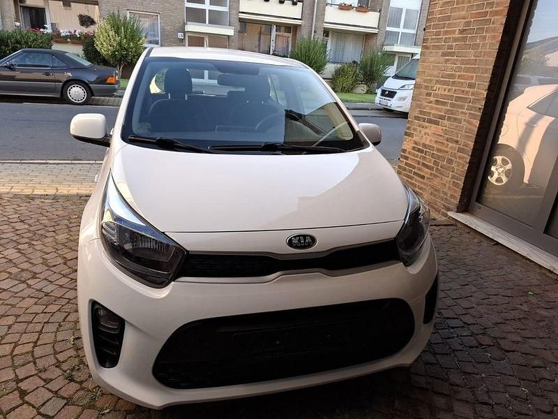 Weiß Gebraucht 2021 Kia Picanto Edition 7 Kleinwagen | 8.500 € (Guter Preis) - Bild 1/4