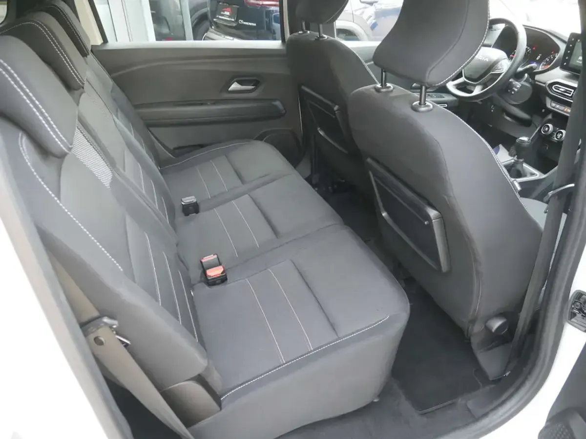 Gebraucht Dacia Jogger Extreme 110 PS (80 kW) 2023 Weiss Van / Kleinbus