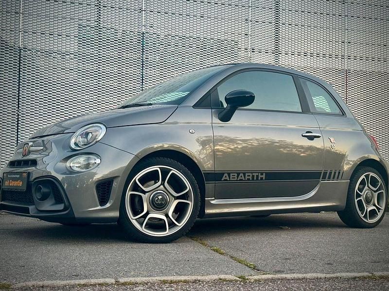 Usado Abarth 595C 145 HP (106 kW) 2017 Cinzento Cabrios