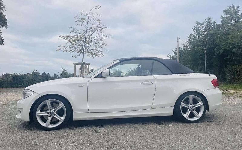 Gebraucht BMW 123 Cabriolet M Sport 204 PS (150 kW) 2012 Weiß Cabrio