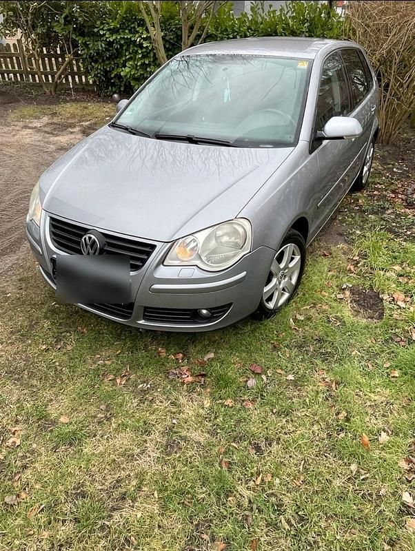 Gebraucht VW Polo 80 PS (58 kW) 2008 Grau Kleinwagen