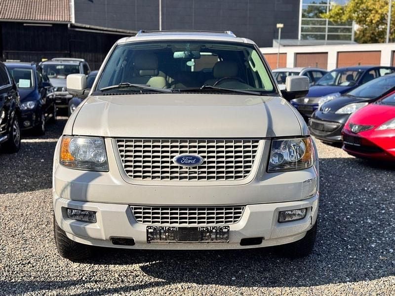 Grau Gebraucht 2006 Ford Expedition SUV | 9.999 € - Bild 1/4