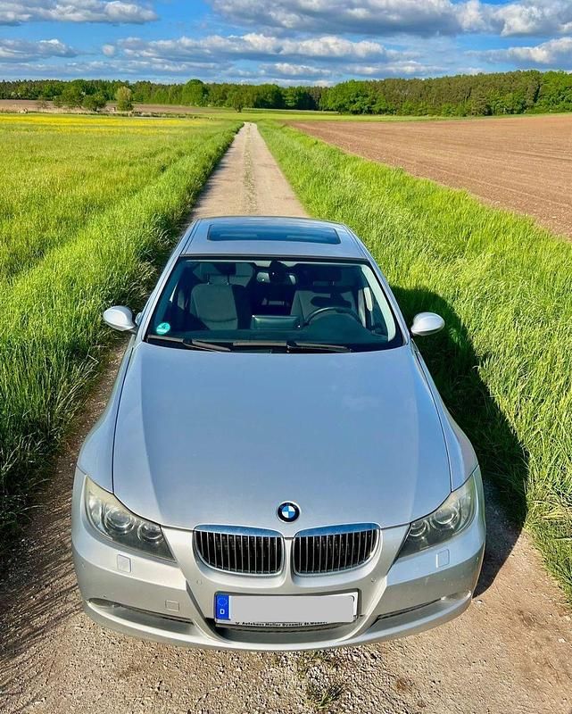 Second-hand BMW 325 Performance 272 CP (200 kW) 2007 Argintiu Berlinǎ