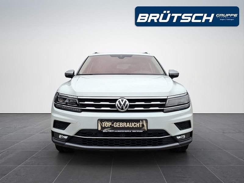 Gebraucht VW Tiguan Allspace Highline 239 PS (175 kW) 2018 Pure white SUV