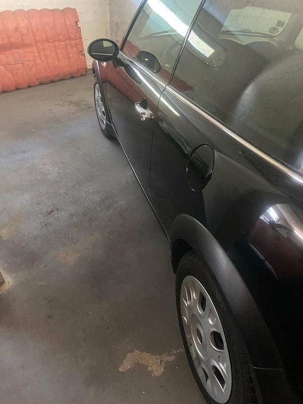 Second-hand Mini ONE 90 CP (66 kW) 2005 Negru Hatchback