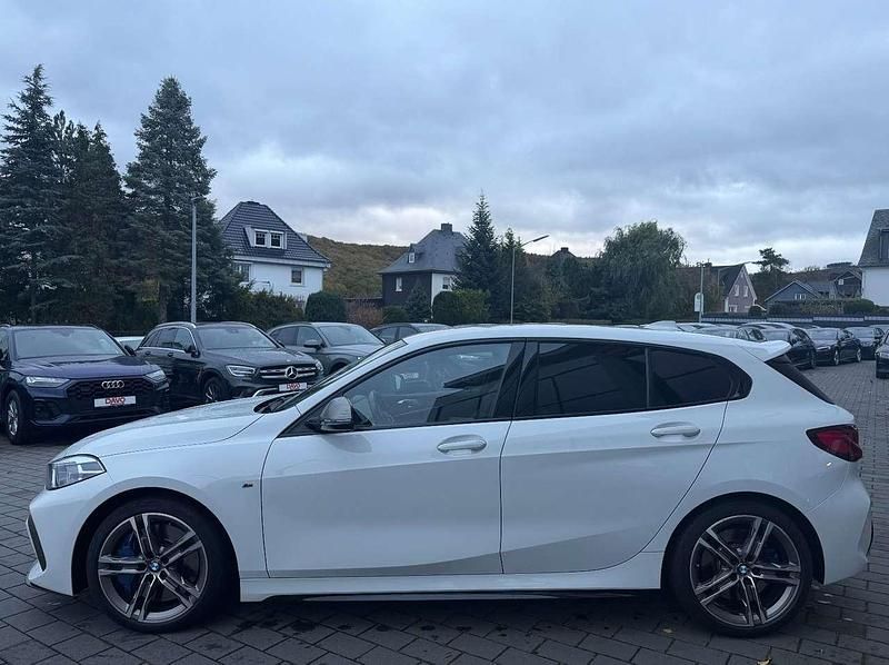 Gebraucht BMW 135 M Sport 306 PS (225 kW) 2022 Weiß Kleinwagen
