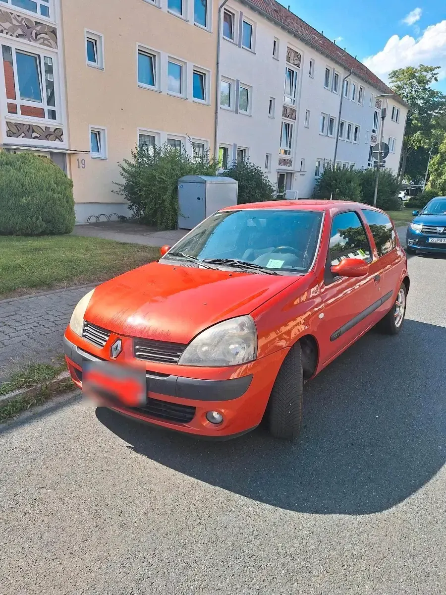 Gebraucht Renault Clio 75 PS (55 kW) 2004 Orange Kleinwagen