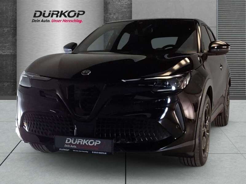 Nero tortona Neu 2025 Alfa Romeo Junior Edizione Speciale SUV | 41.960 € (Teuer) - Bild 1/4