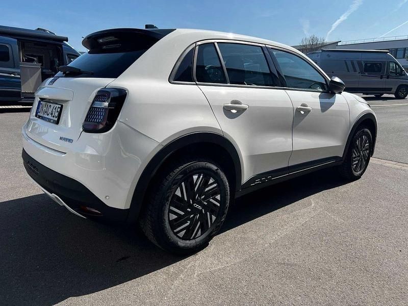 Gebraucht Fiat 600 101 PS (74 kW) 2024 Gara weiß SUV