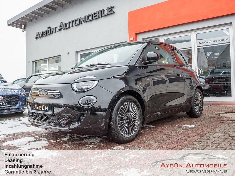 Nero profondo/cattivo/kyalami/ Gebraucht 2022 Fiat 500e Icon Cabrio | 16.995 € (Superpreis) - Bild 1/4
