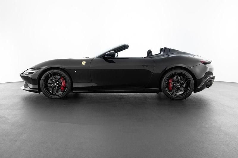 Neu Ferrari Roma 620 PS (456 kW) 2026 Schwarz Cabrio