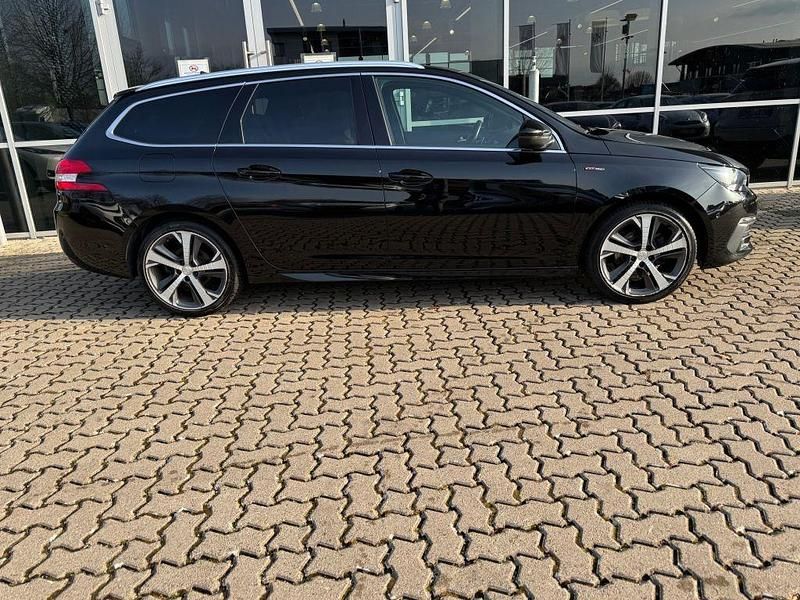 Gebraucht Peugeot 308 SW GT-line 131 PS (96 kW) 2019 Schwarz Kombi