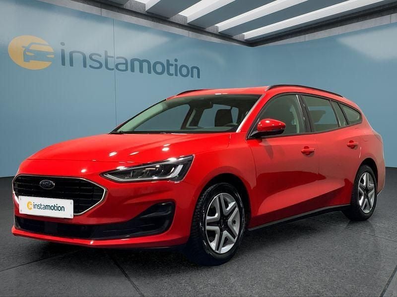 Rot Gebraucht 2022 Ford Focus Kombi | 19.349 € (Guter Preis) - Bild 1/4