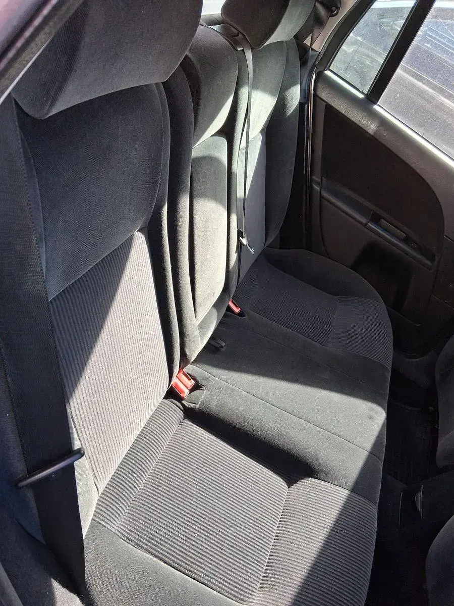 Gebraucht Ford Mondeo Ghia 125 PS (91 kW) 2004 Grau Kombi