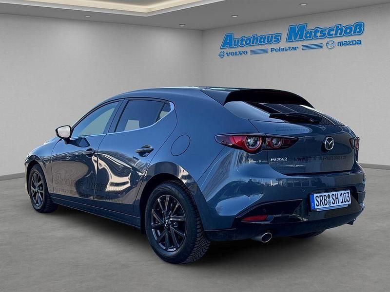 Gebraucht Mazda 3 Center-Line 140 PS (102 kW) 2025 Polymetal gray Limousine