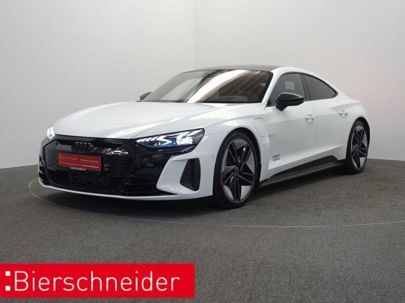 Weiss Gebraucht 2021 Audi RS e-tron GT Comfort Limousine | 71.950 € (Etwas zu teuer) - Bild 1/4