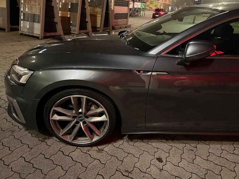 Gebraucht Audi A5 Sportback S-Line 204 PS (150 kW) 2021 Grau Kleinwagen