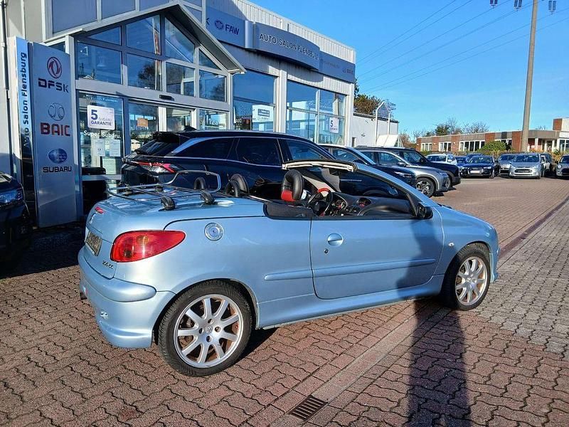 Gebraucht Peugeot 206 CC Platinum 109 PS (80 kW) 2006 Grau Cabrio