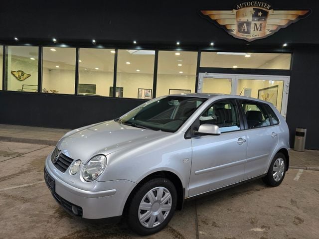 Reflexsilber metallic Gebraucht 2005 VW Polo Cricket Limousine | 1.950 € (Guter Preis) - Bild 1/4