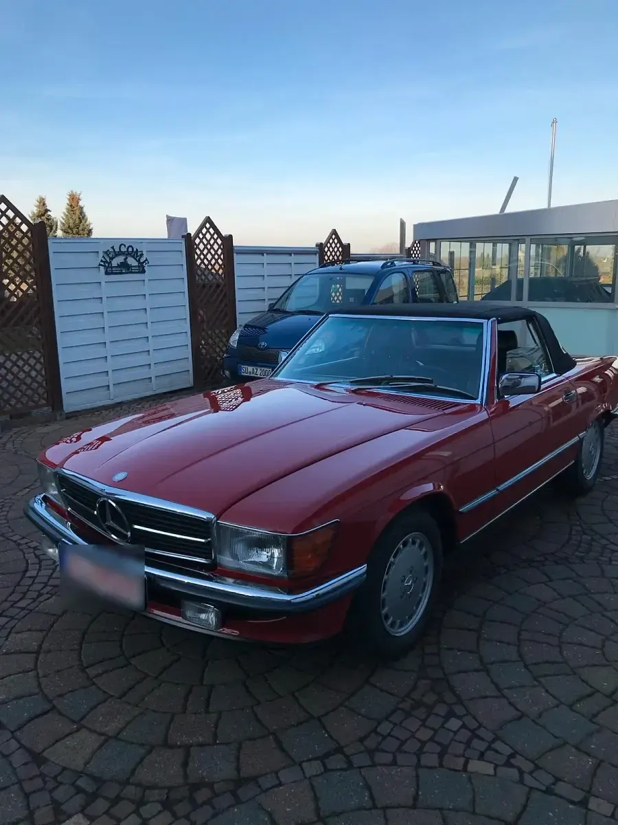 Gebraucht Mercedes SL300 179 PS (131 kW) 1988 Rot Cabrio