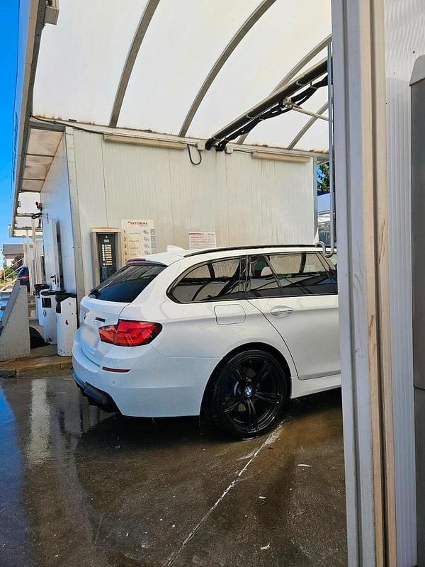 Używany BMW M550 381 KM (280 kW) 2012 Biały Sedan/Limuzyna