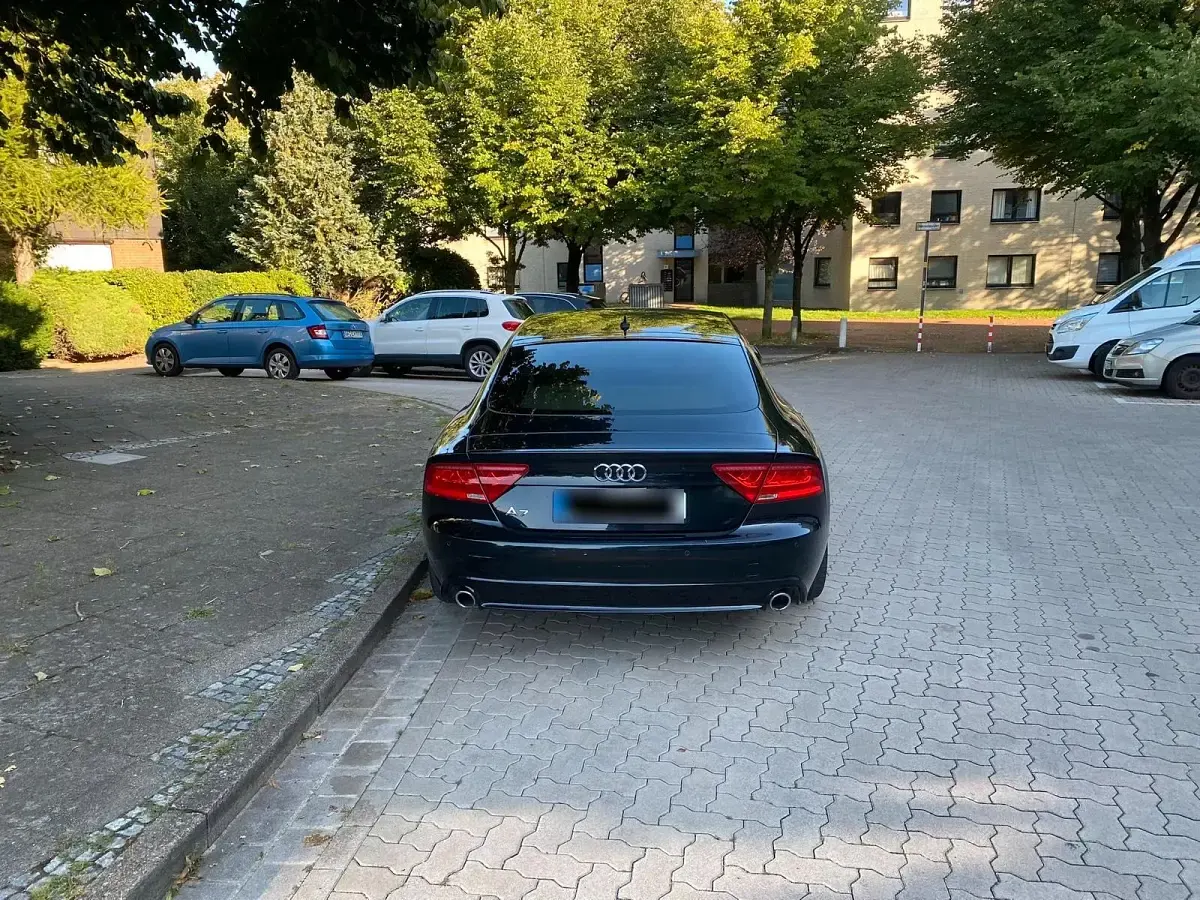 Gebraucht Audi A7 Sportback 204 PS (150 kW) 2011 Schwarz Kleinwagen