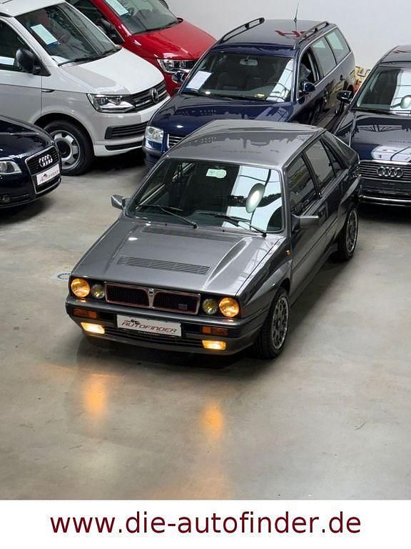 Second-hand Lancia Delta 200 CP (147 kW) 1992 Gri Hatchback