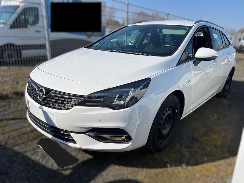 Gebraucht Opel Astra Basis 105 PS (77 kW) 2020 Weiß Kombi