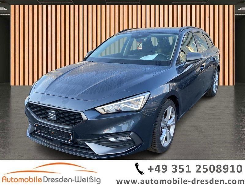 Grau Gebraucht 2024 Seat Leon FR Limousine | 25.980 € (Guter Preis) - Bild 1/4