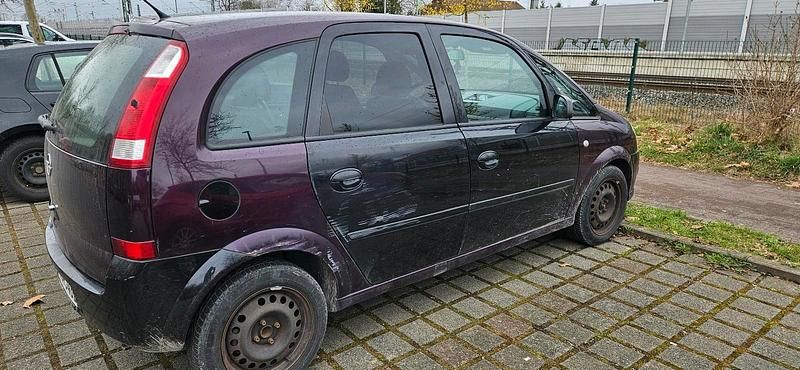 Gebraucht Opel Meriva 90 PS (66 kW) 2006 Violet Van / Kleinbus