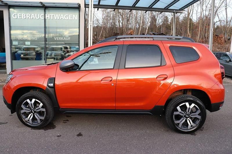 Gebraucht Dacia Duster Journey 131 PS (96 kW) 2023 Orange SUV