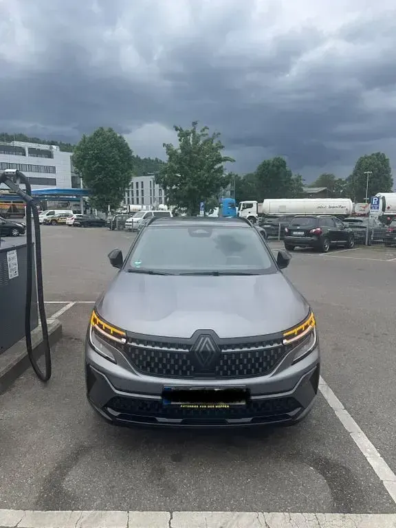 Gebraucht Renault Austral Iconic 200 PS (147 kW) 2023 Grau SUV