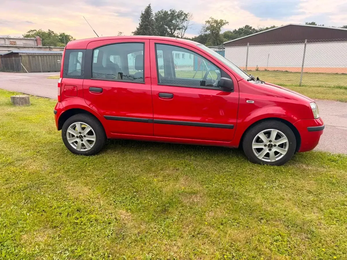 Gebraucht Fiat Panda 60 PS (44 kW) 2009 Rot Kleinwagen
