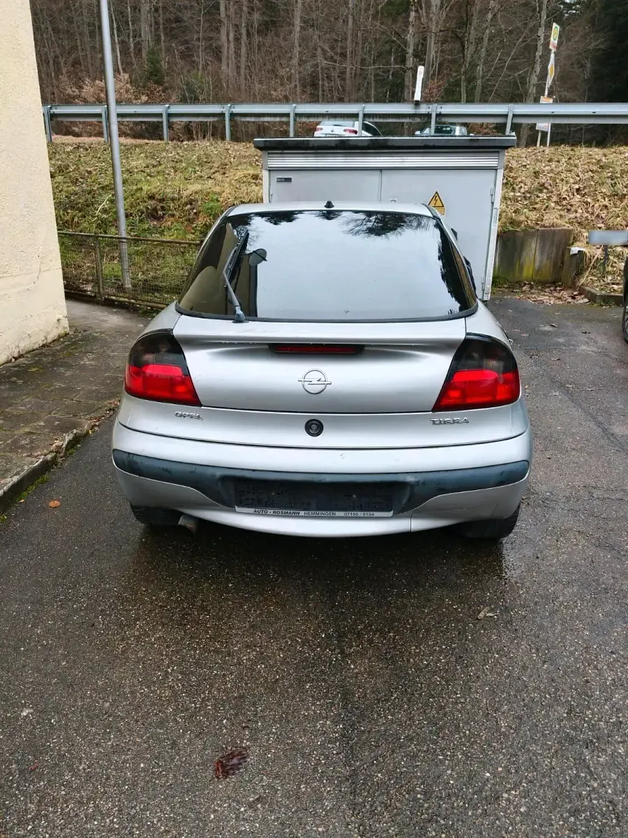 Gebraucht Opel Tigra 90 PS (66 kW) 1998 Silber Coupé