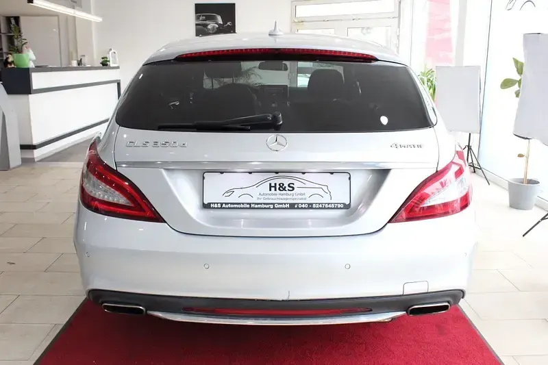 Gebraucht Mercedes CLS350 AMG line 258 PS (189 kW) 2018 Iridiumsilber  lack Kombi
