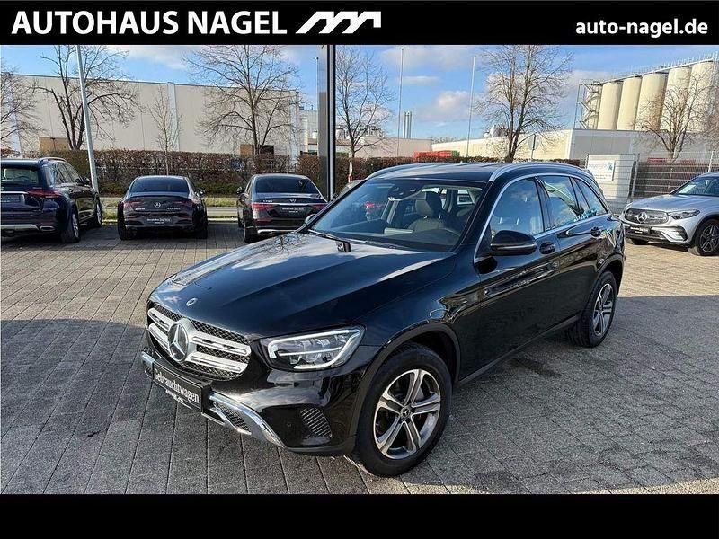 Schwarz Gebraucht 2020 Mercedes GLC220 SUV | 23.989 € (Guter Preis) - Bild 1/4