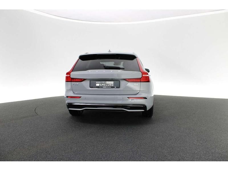 Gebraucht Volvo V60 Plus 197 PS (144 kW) 2023 Grau Kombi
