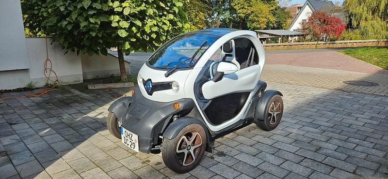 Weiß Gebraucht 2015 Renault Twizy Kleinwagen | 2.900 € (Superpreis) - Bild 1/2