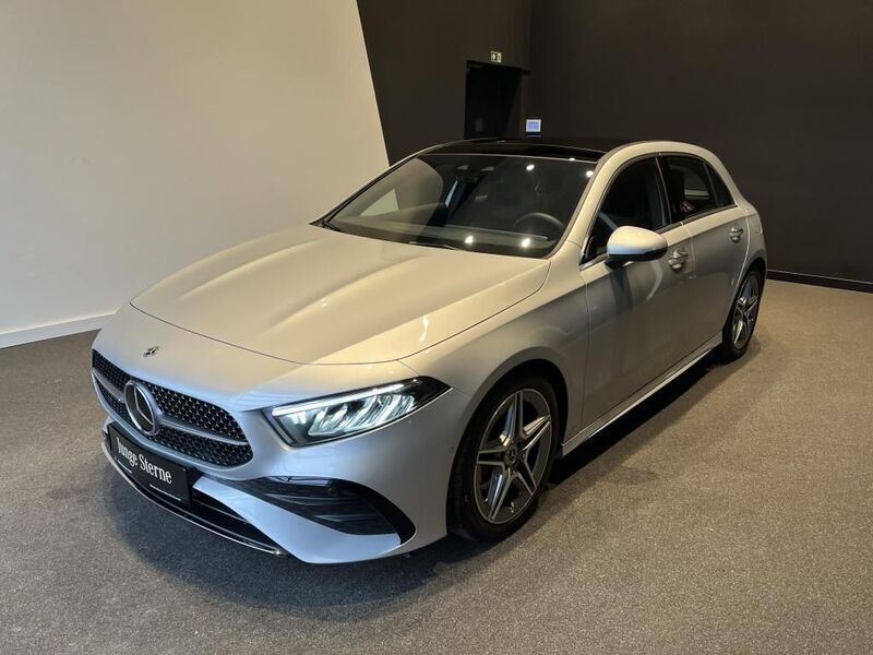 Silber Gebraucht 2024 Mercedes A180 Premium Kleinwagen | 34.770 € (Etwas zu teuer) - Bild 1/4
