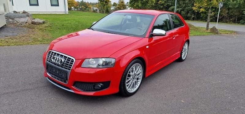 Gebraucht Audi S3 Sport 265 PS (194 kW) 2007 Rot Kleinwagen