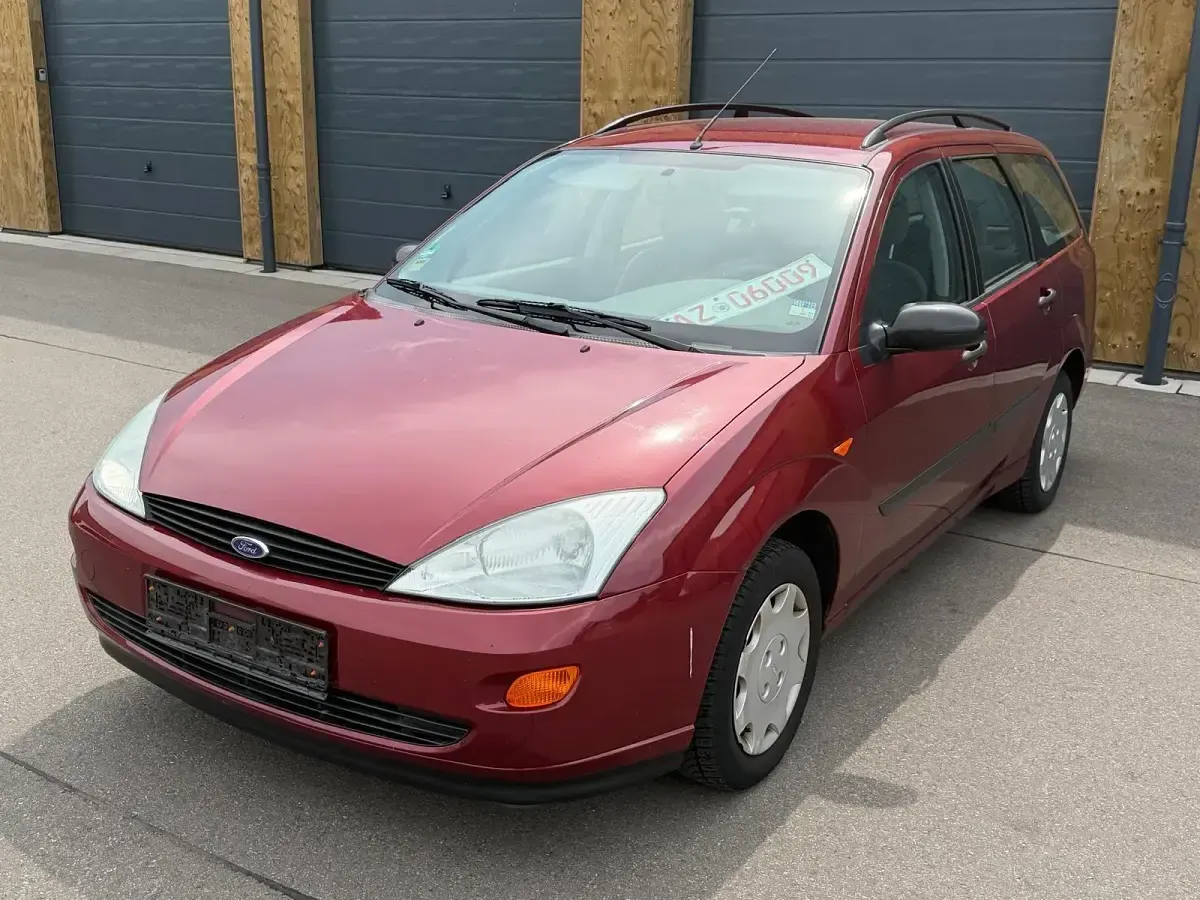 Gebraucht Ford Focus 100 PS (73 kW) 2000 Rot Kombi
