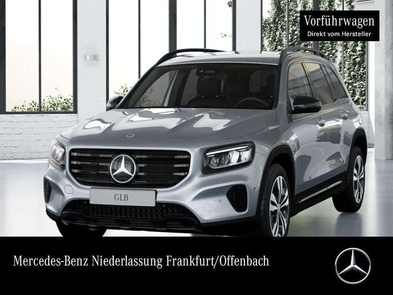 Silber Gebraucht 2025 Mercedes GLB200 Progressive SUV | 45.950 € (Teuer) - Bild 1/4