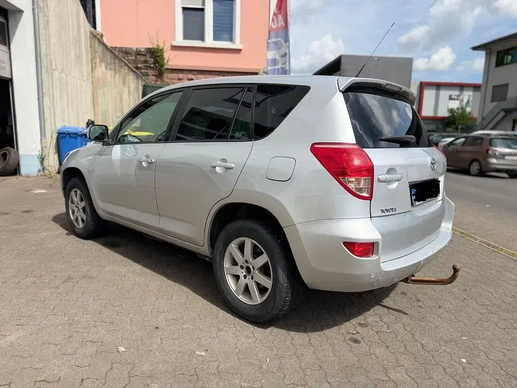 Gebraucht Toyota RAV4 Team 152 PS (111 kW) 2008 Silber SUV